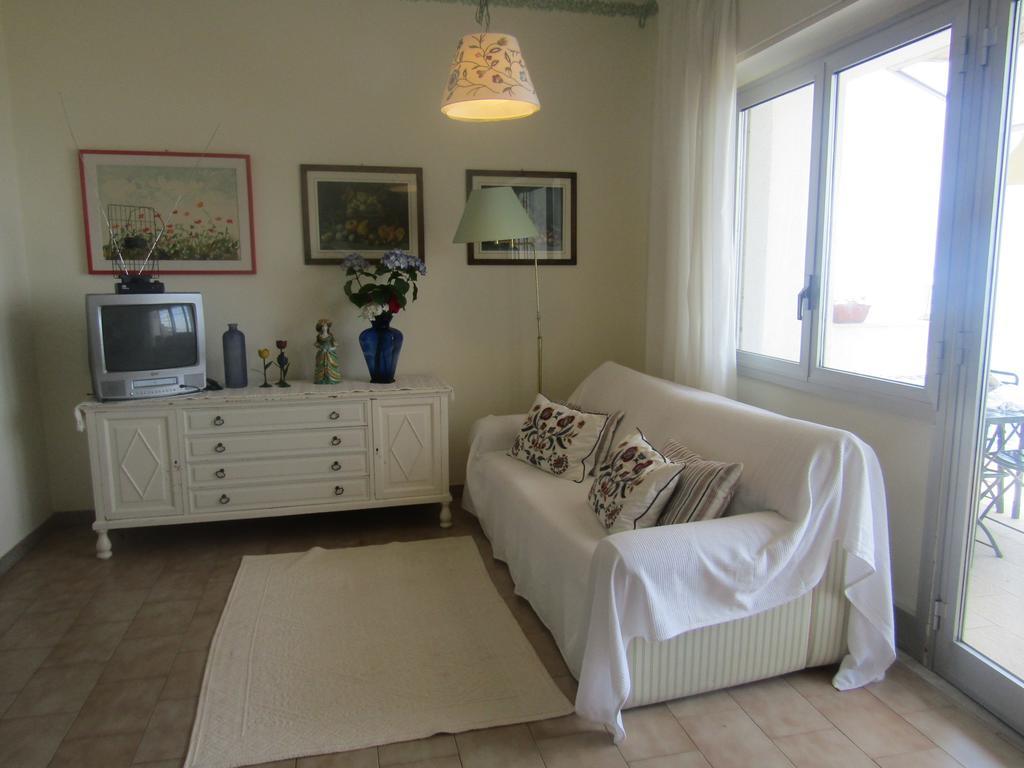 Appartamento mare mare Forza dʼAgro Exterior foto
