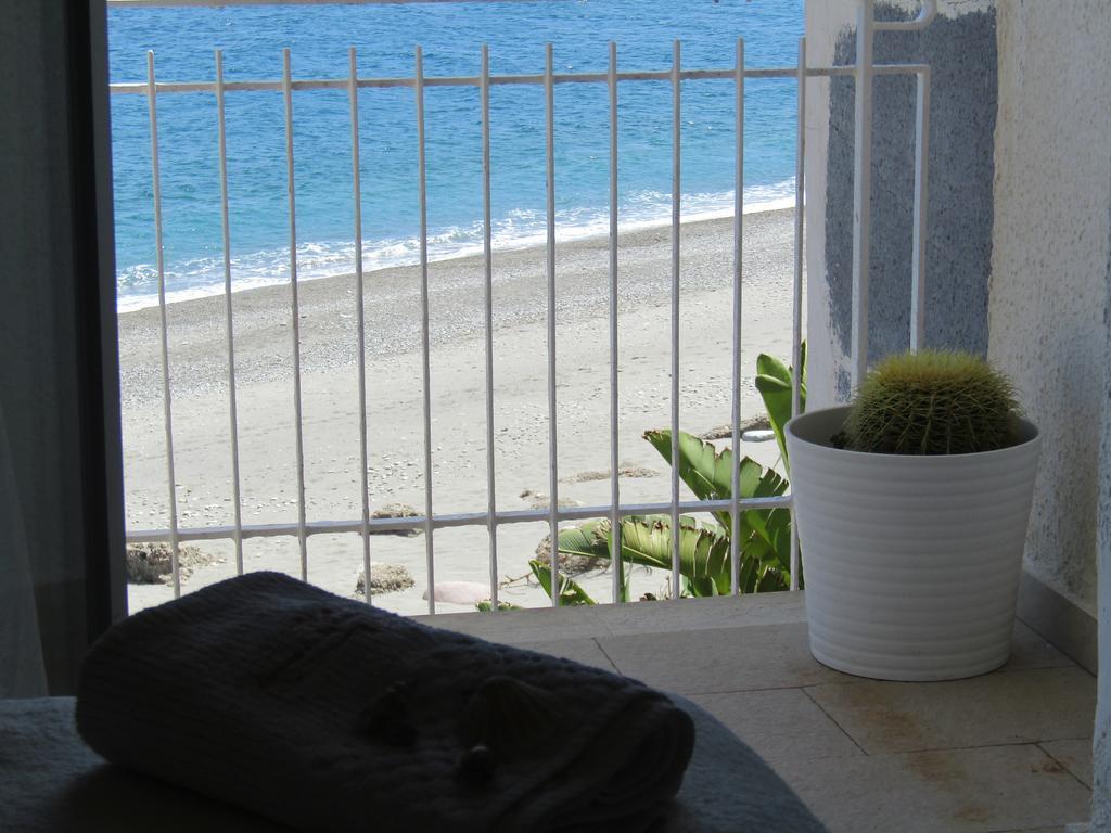 Appartamento mare mare Forza dʼAgro Exterior foto